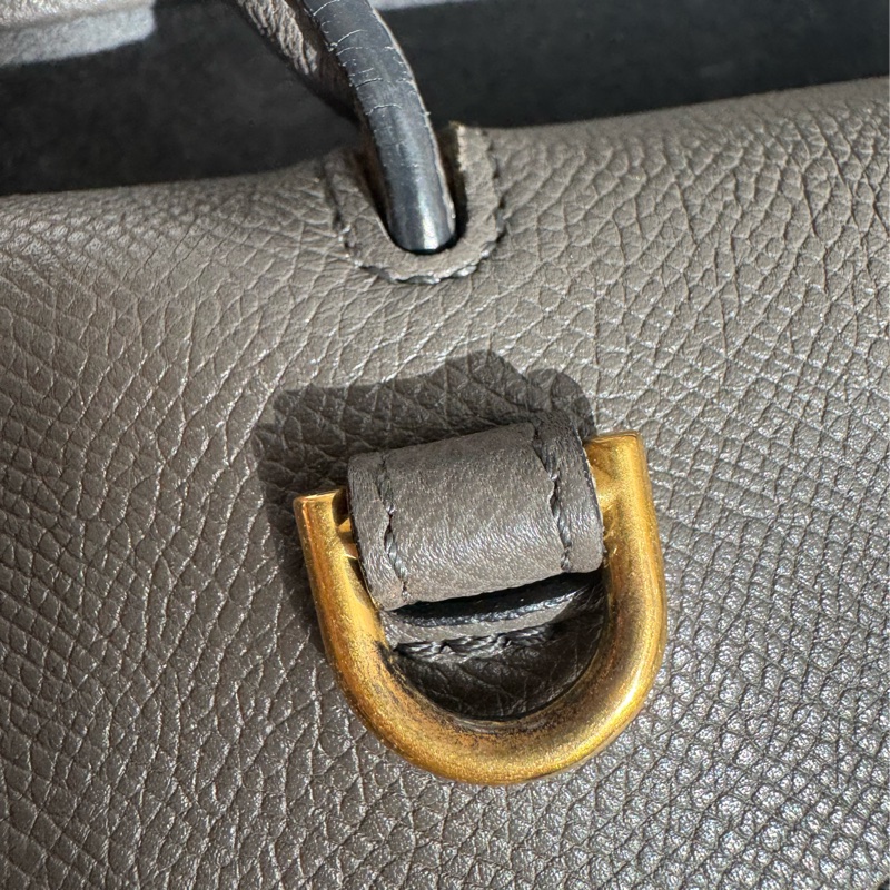 celine灰色鯰魚包-17