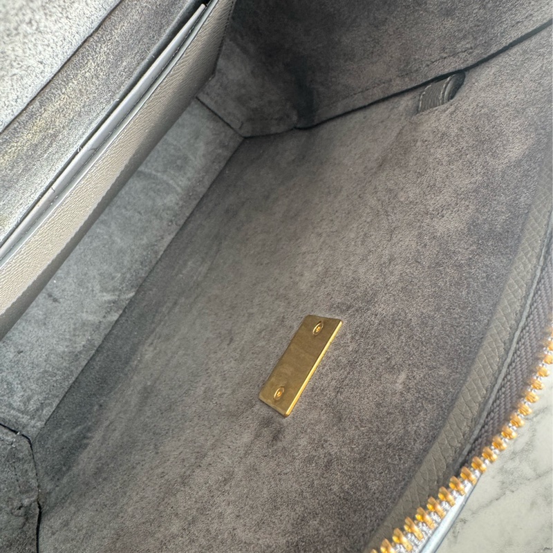 celine灰色鯰魚包-34