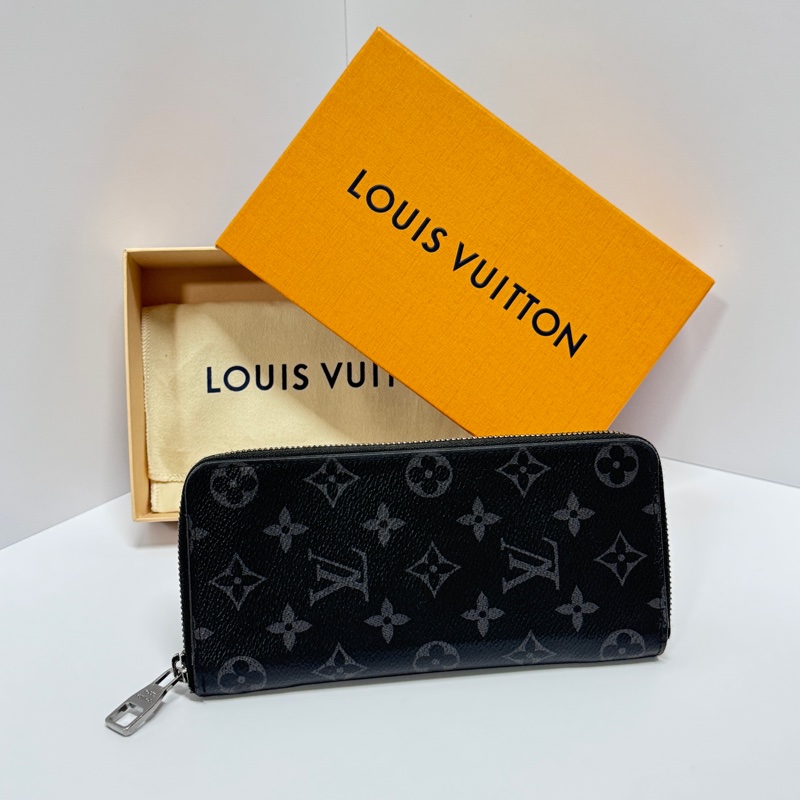 (極新~💖) LV M62295 黑武士老花 長夾 專櫃29800!-0