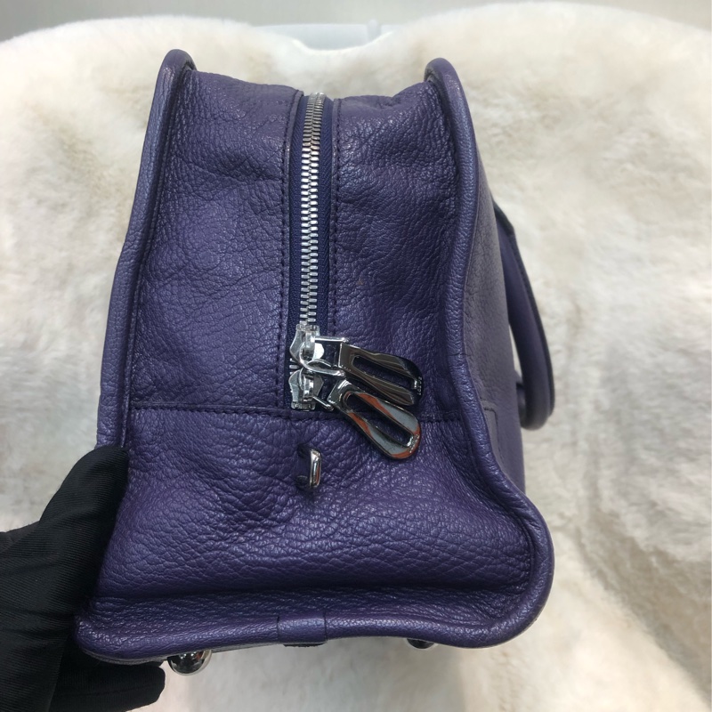 Loewe Amazona 紫色手袋 XB725-2