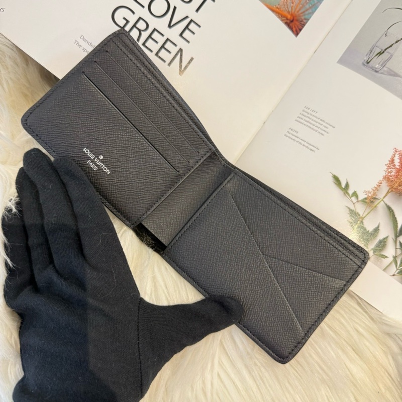 LV 黑老花短夾-2