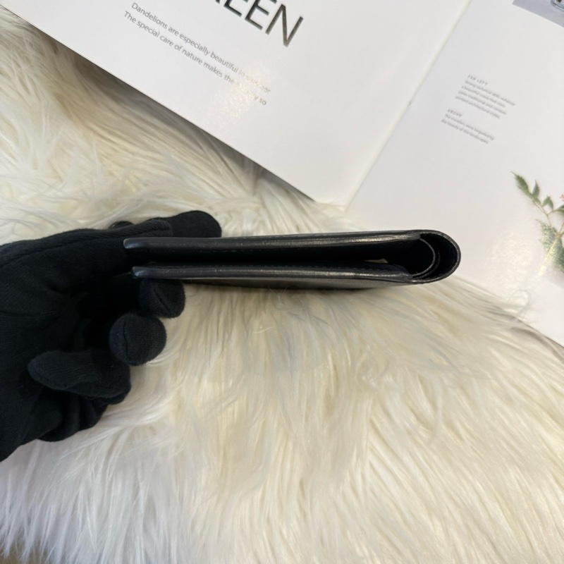 LV 黑老花短夾-4