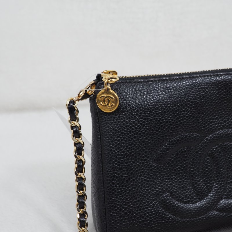Chanel 黑金荔枝皮 Pouch-3