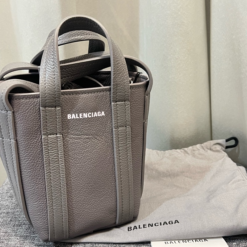 Balenciaga Everyday XS North-South 托特包/水桶包-9