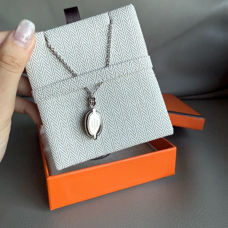 全新 現貨 🍊Hermes Mini Maillon pendant 豬鼻 頸鏈 項鍊 黑色x銀-2