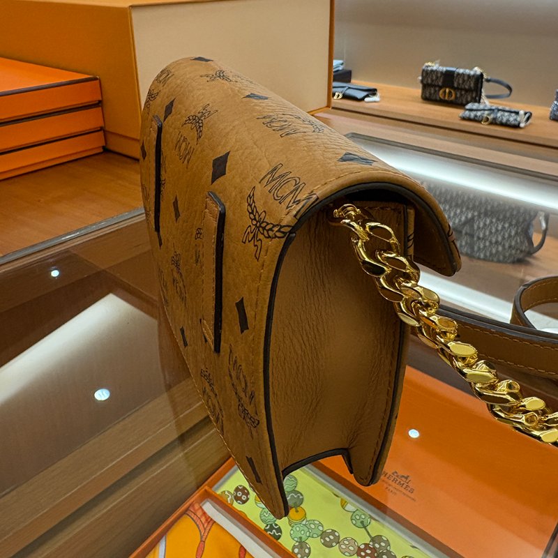 【現貨｜快速出貨】MCM Visetos 經典印花包款｜韓國熱銷品牌｜輕奢潮流穿搭必備-3