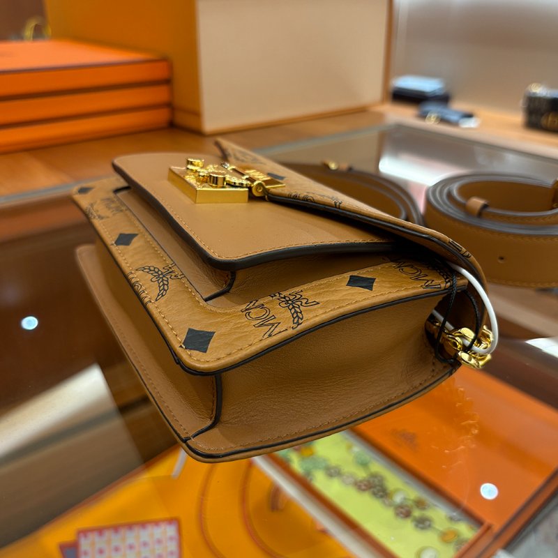 【現貨｜快速出貨】MCM Visetos 經典印花包款｜韓國熱銷品牌｜輕奢潮流穿搭必備-6