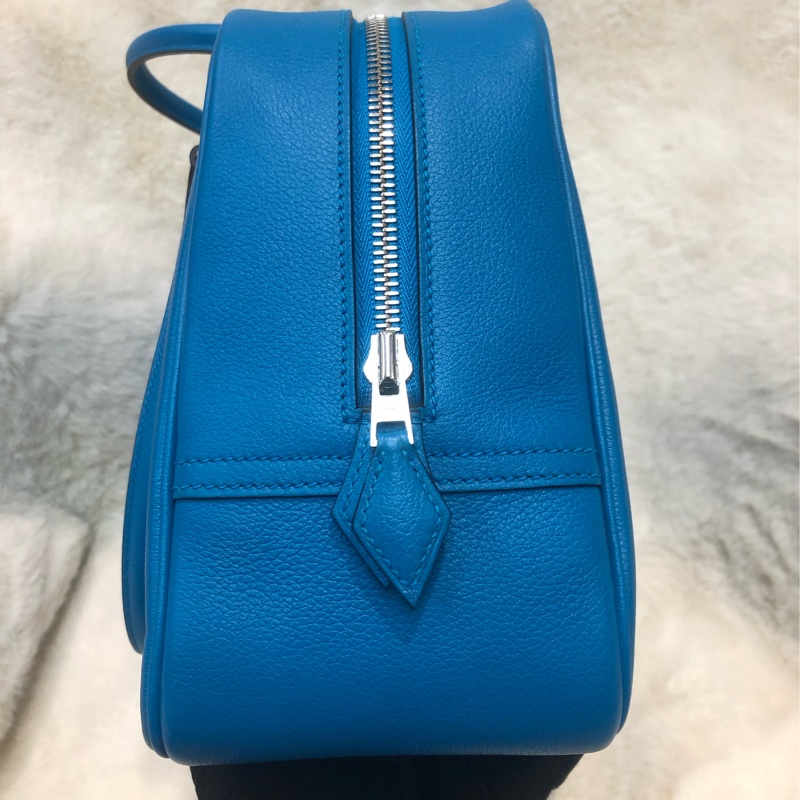 Hermes Plume 28 湖水藍大羽手袋 (A) XB892-3