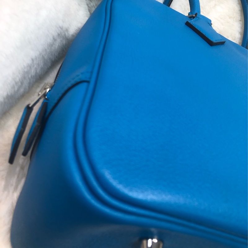 Hermes Plume 28 湖水藍大羽手袋 (A) XB892-8