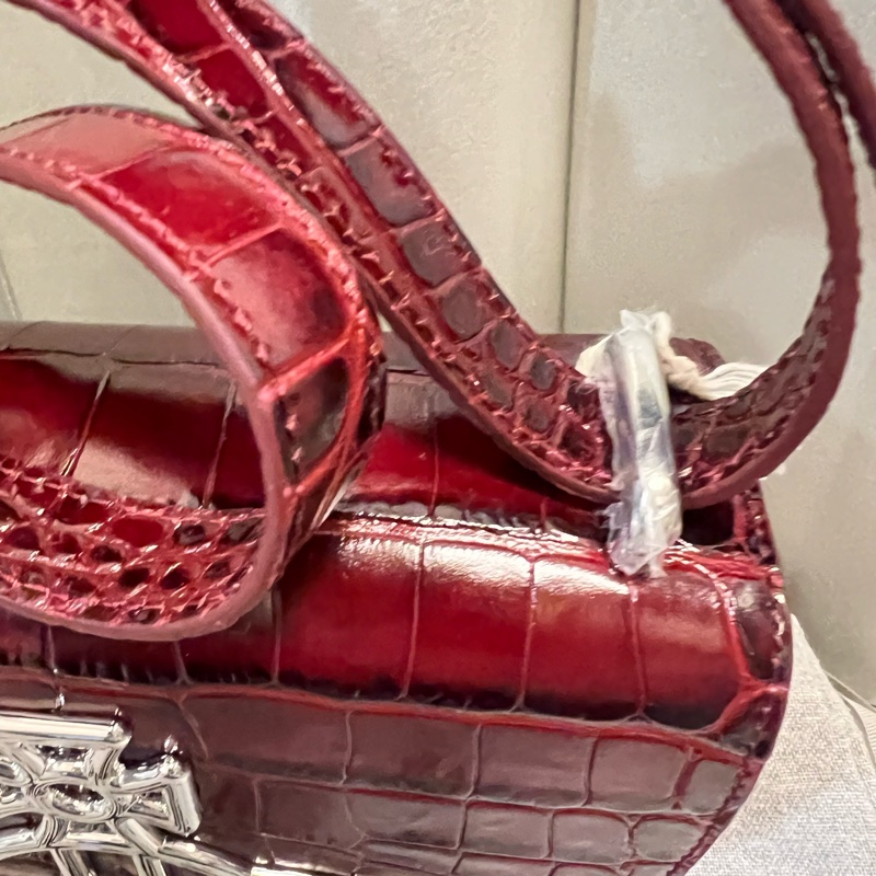 Vivienne Westwood Linda 鱷魚壓紋包-5