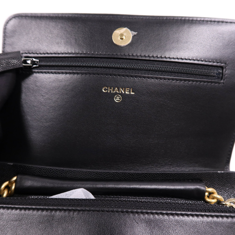 CHANEL 牛皮皮革Boy WOC Wallet On Chain金扣鏈帶肩背袋-13