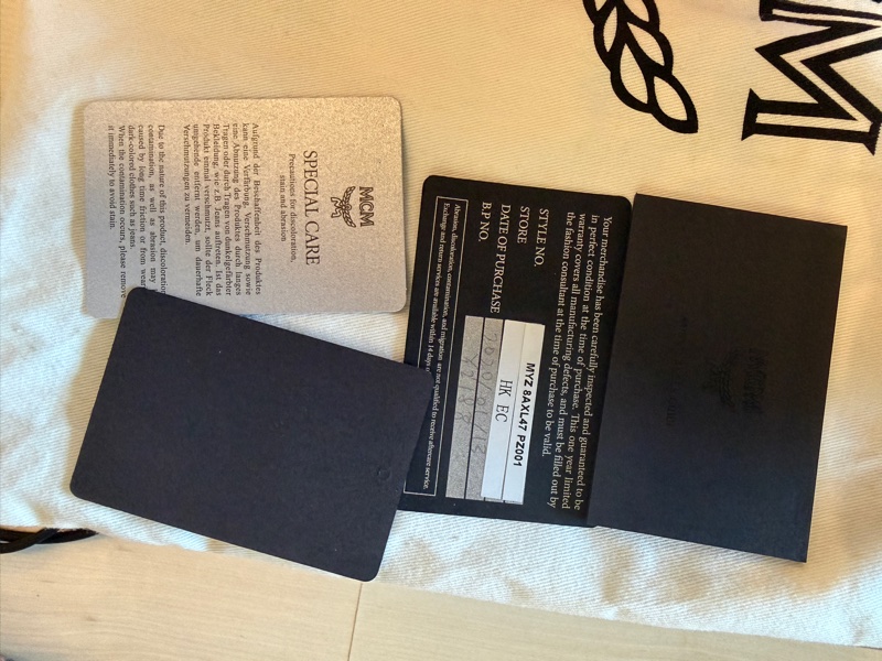 MCM Bear 粉色小熊玩偶造型束口水桶包(玩偶可當鑰匙圈使用)-14