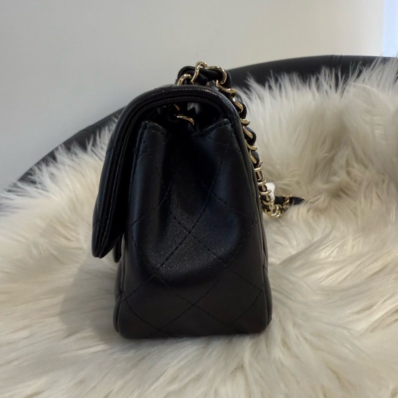 香奈兒 黑金方胖子-1