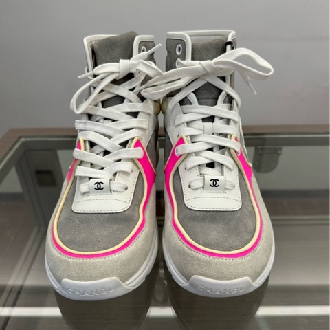 Chanel香奈兒 灰色麂皮拼粉色雙C女款運動鞋 37碼全新專櫃正品