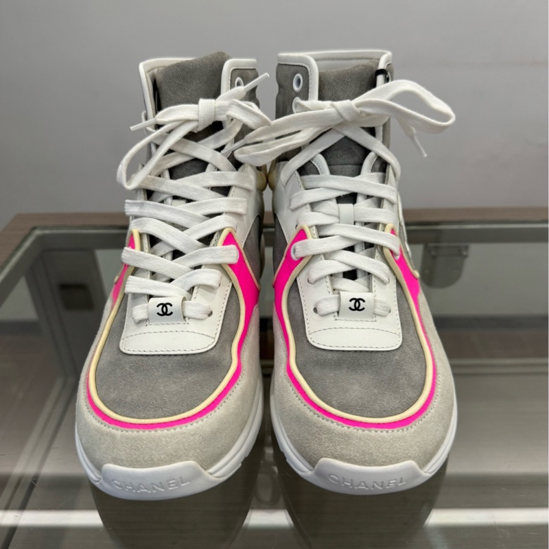 Chanel香奈兒 灰色麂皮拼粉色雙C女款運動鞋 37碼全新專櫃正品-0