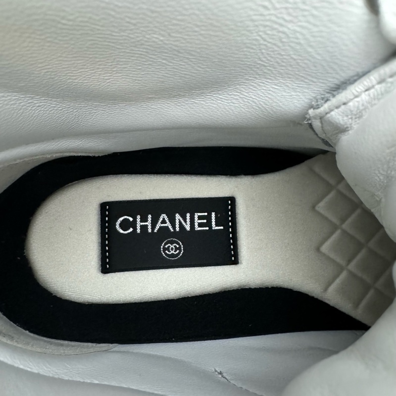 Chanel香奈兒 灰色麂皮拼粉色雙C女款運動鞋 37碼全新專櫃正品-12