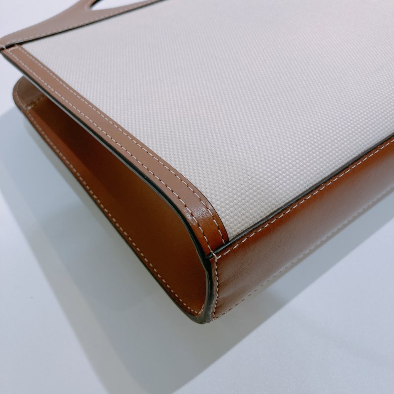 TW4535 Burberry 巴寶莉 迷你 雙拼色手提斜挎包 Mini Pocket Tote Bag-7