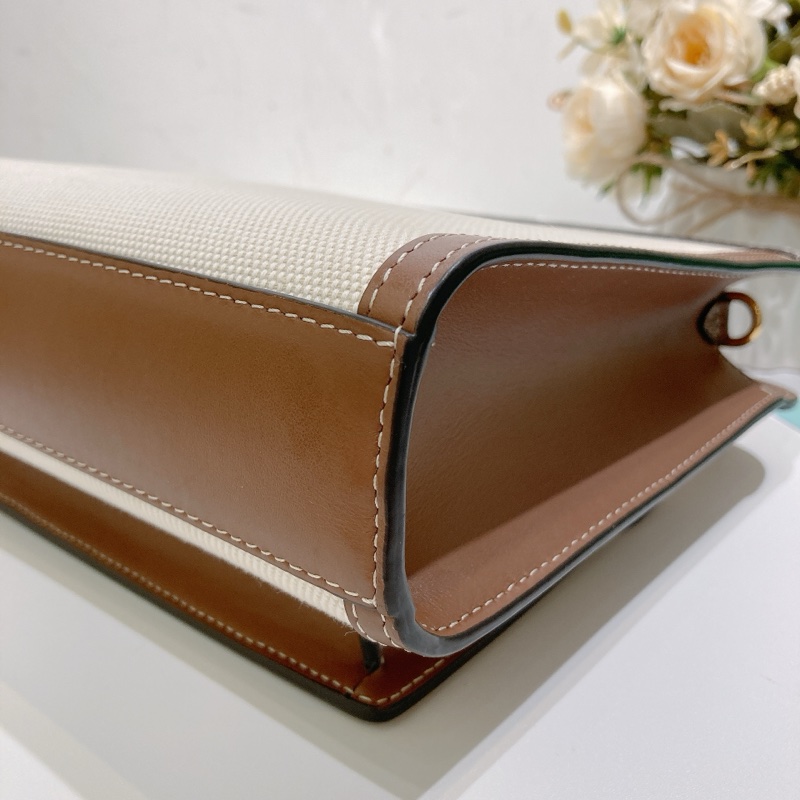 TW4535 Burberry 巴寶莉 迷你 雙拼色手提斜挎包 Mini Pocket Tote Bag-28