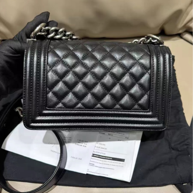 Chanel 香奈兒Leboy黑銀小號-1