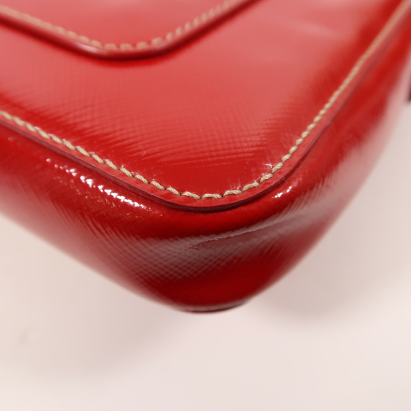 PRADA Saffiano Vernice Shoulder Bag金扣肩背袋-13