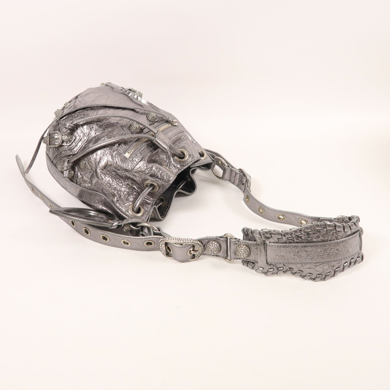 BALENCIAGA 牛皮皮革Le Cagole Xs Bucket銀扣肩背袋-7