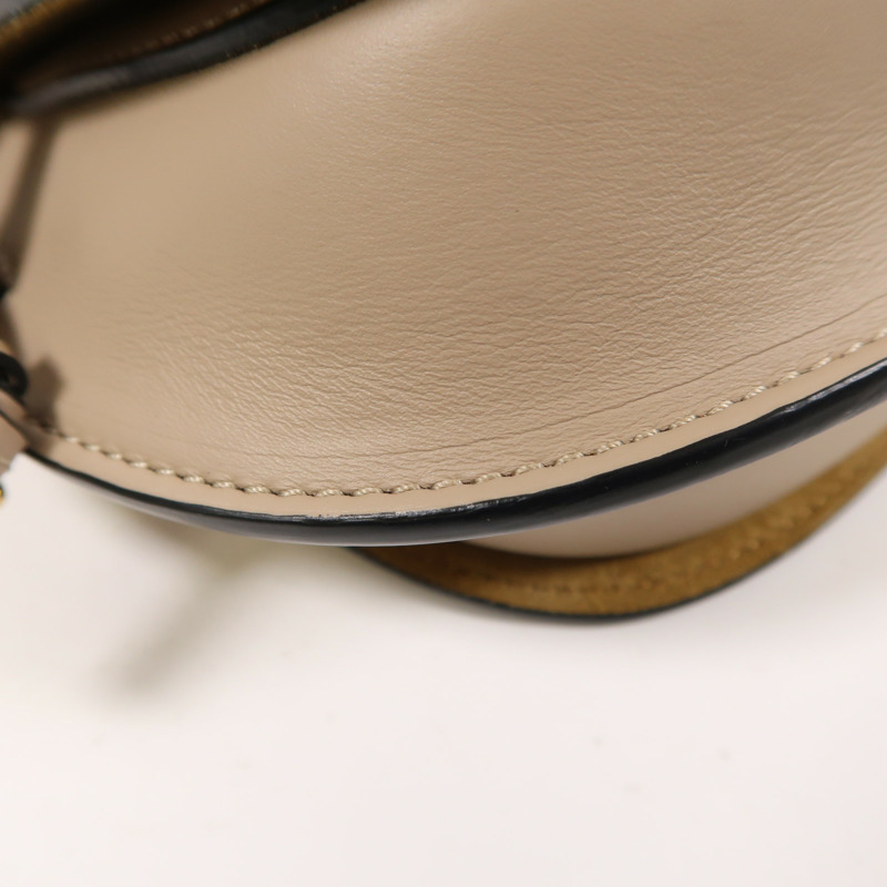 LOEWE 牛皮皮革Mini Gate金扣肩背袋-9