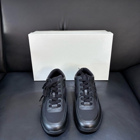 99新Chanel香奈兒老爹鞋 黑武士運動休閒鞋 40碼