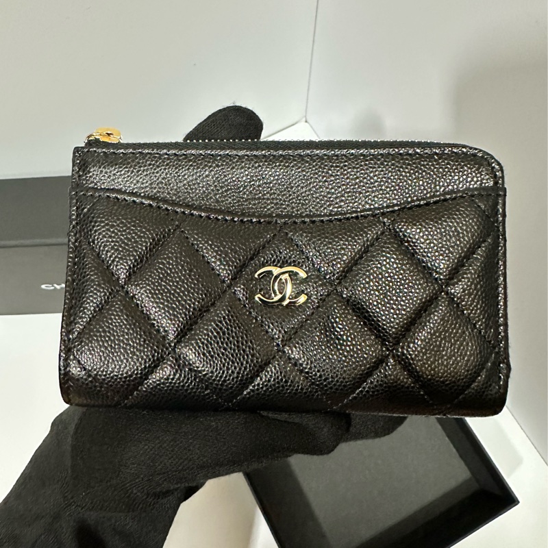 Chanel黑金荔枝皮L型拉鍊零錢卡包AP3179B-1