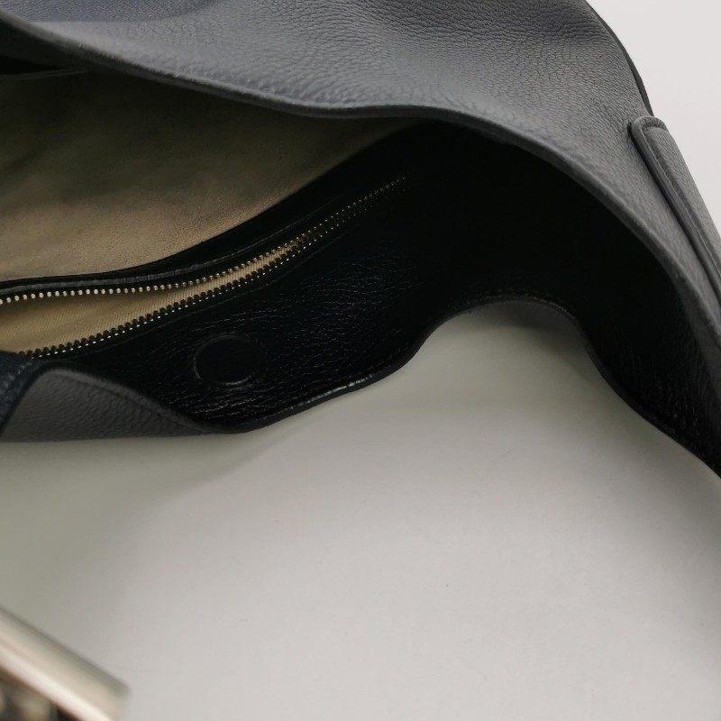 Prada 牛皮三角徽標鏈條黑色肩背包-5