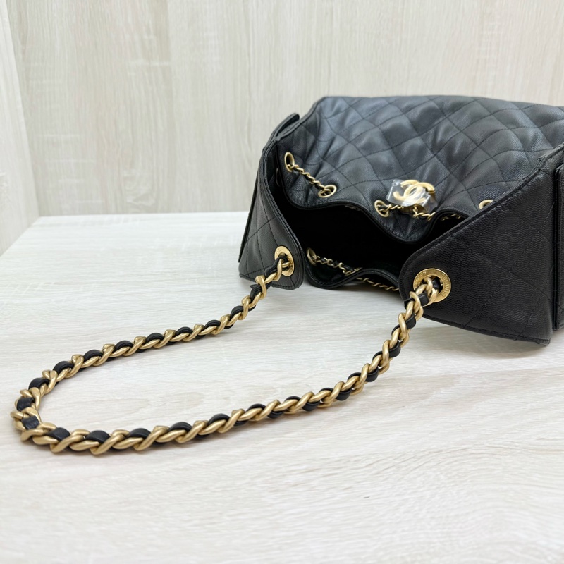 CHANEL黑金粒紋牛皮HOBO 25BAG小號肩背包AS5293-6