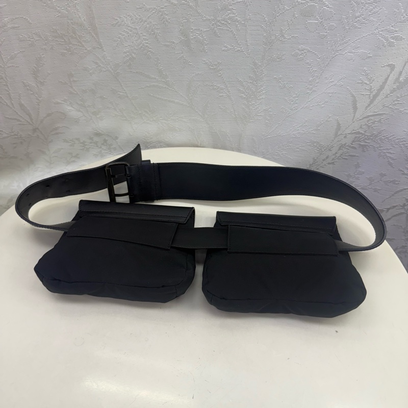 Prada belt bag-4