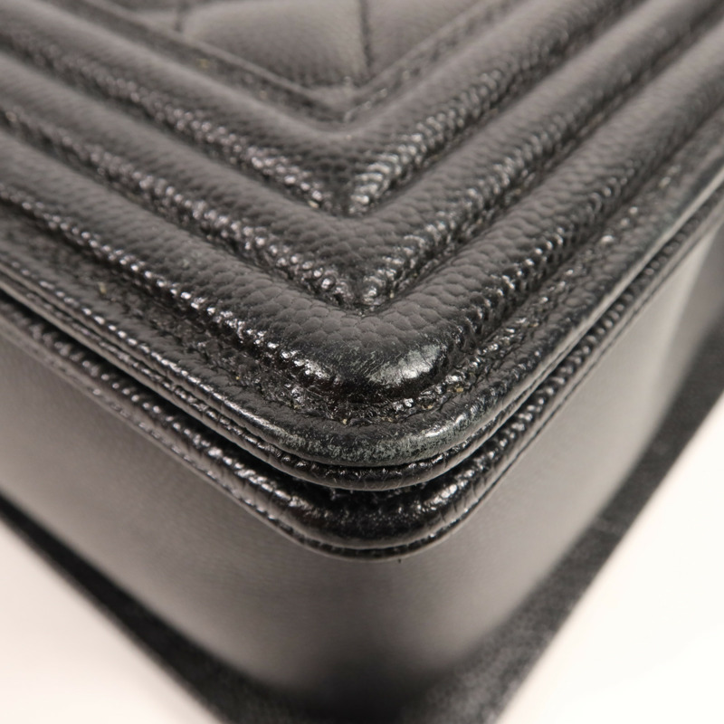 CHANEL 牛皮皮革Boy 28銀扣肩背袋-10