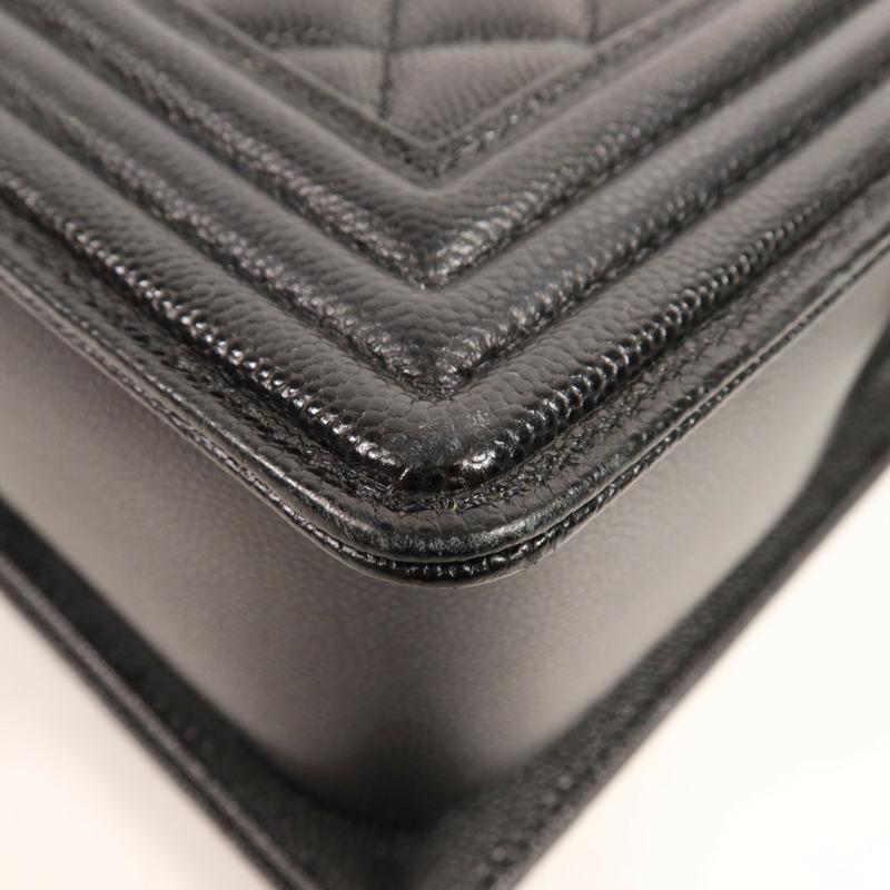 CHANEL 牛皮皮革Boy 28銀扣肩背袋-12