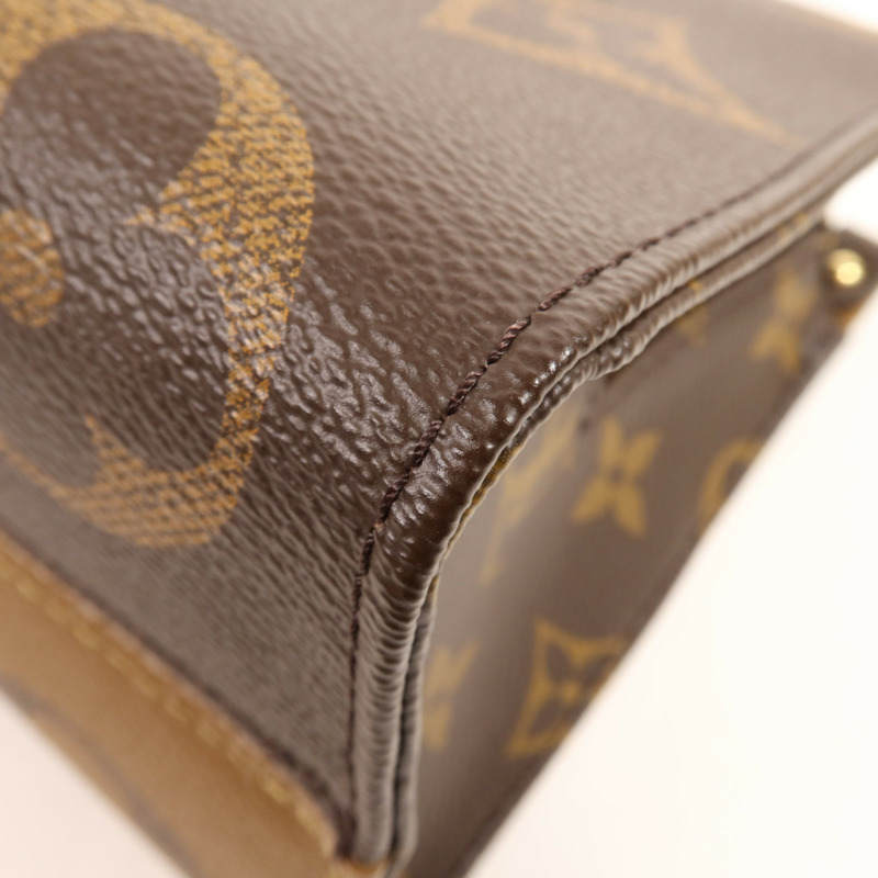 LOUIS VUITTON Monogram Giant Reverse On The Go East West金扣手挽肩背兩用袋-7