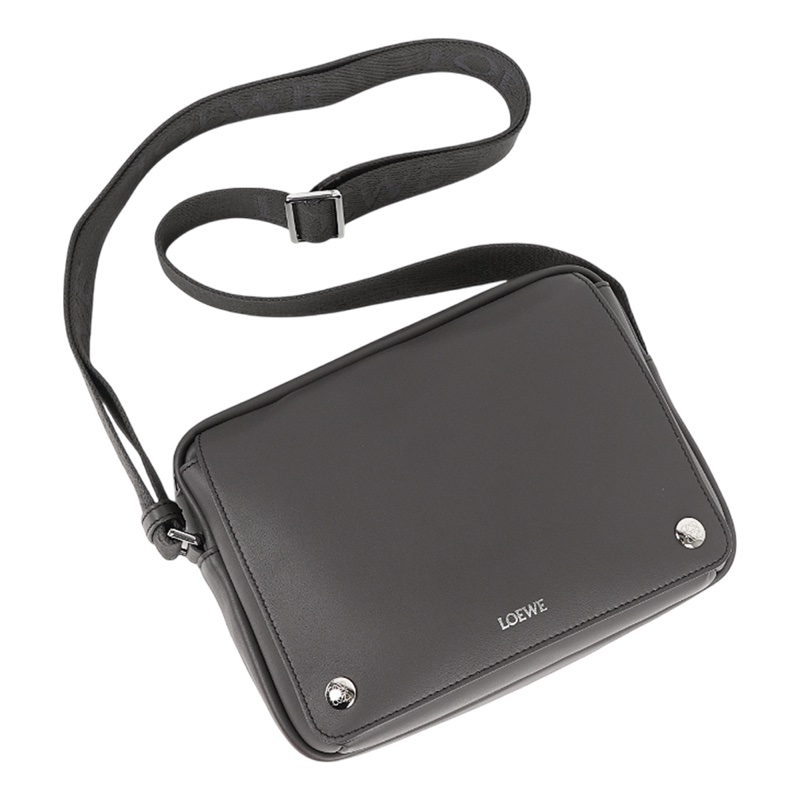 Pebble 光滑小牛皮中型翻蓋郵差包(深灰色)-4