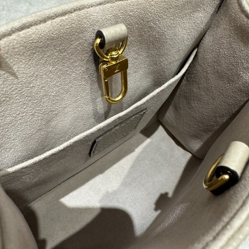 *SHIHNA名牌精品* LV OnTheGo BB Monogram M47054 手提/斜背包-7