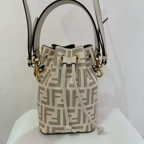 FENDI Mon Tresor白灰水桶包