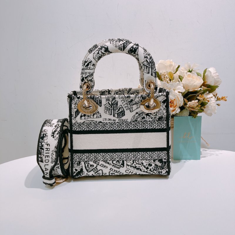 TW4538 Christian Dior 迪奧迷你黛妃 巴黎地圖刺繡 黑白限量版 Mini Lady D-Lite Bag White & Black Plan De Paris Embroidery-1
