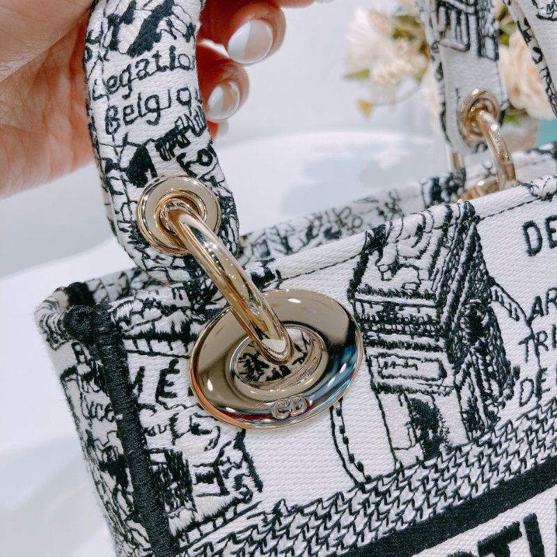 TW4538 Christian Dior 迪奧迷你黛妃 巴黎地圖刺繡 黑白限量版 Mini Lady D-Lite Bag White & Black Plan De Paris Embroidery-10