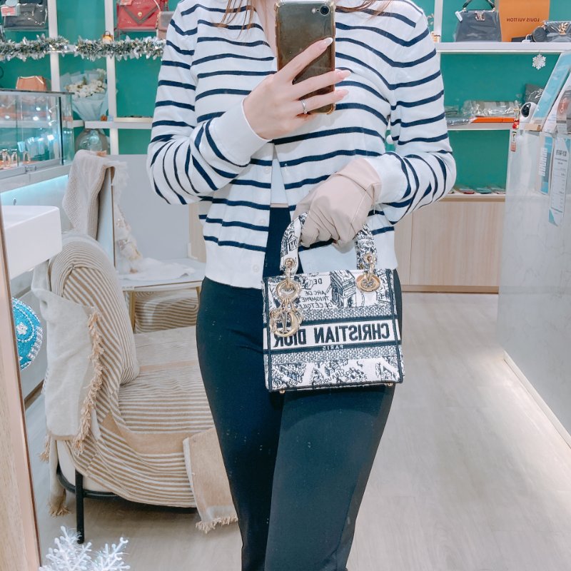 TW4538 Christian Dior 迪奧迷你黛妃 巴黎地圖刺繡 黑白限量版 Mini Lady D-Lite Bag White & Black Plan De Paris Embroidery-21