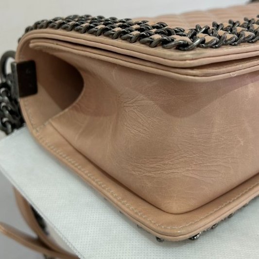 CHANEL粉羊皮銀釦鍊帶邊BOY 25cm-5