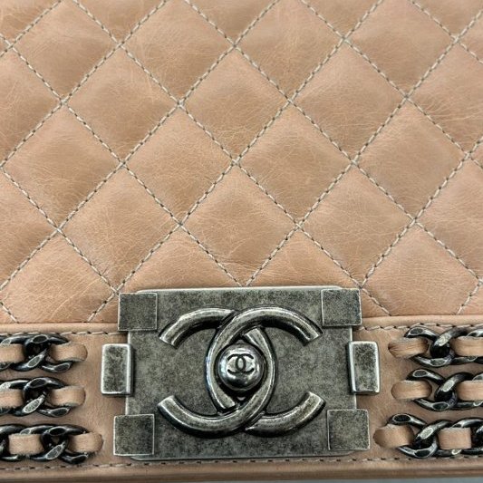 CHANEL粉羊皮銀釦鍊帶邊BOY 25cm-8