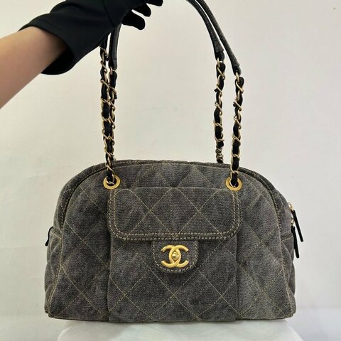 CHANEL黑灰牛仔仿舊金釦保齡球肩背包
