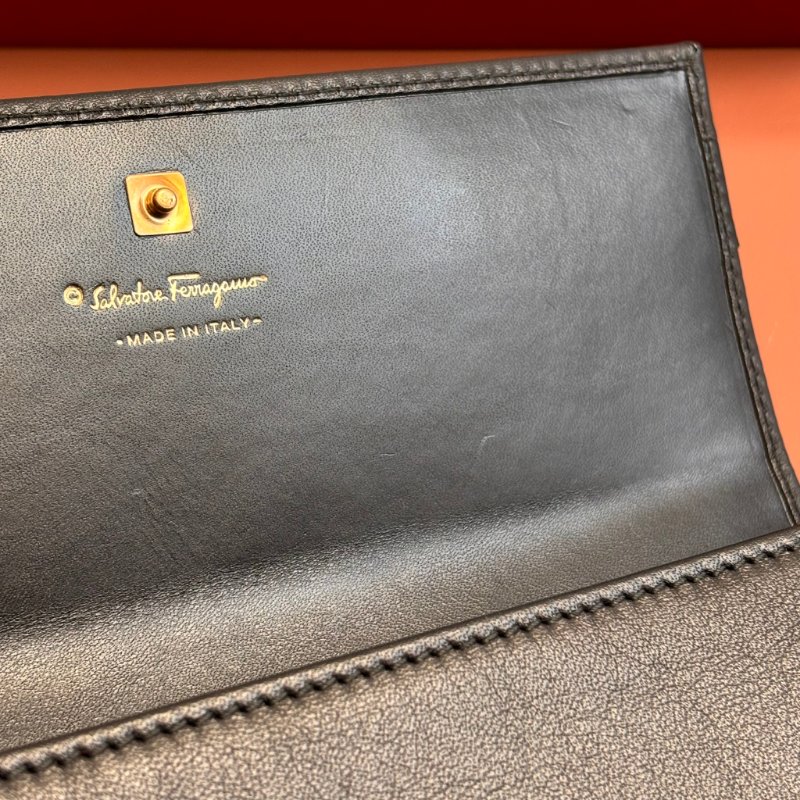 ::Salvatore Ferragamo:: Gancini Genuine Leather Long Wallet Large Capacity Black 黑色玫瑰金釦發財長夾 信封長夾-16