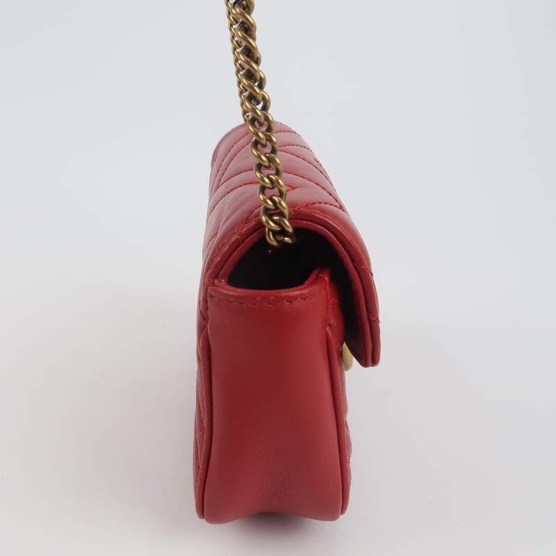 Gucci GG Marmont超迷你牛皮紅色V紋縫雙G標誌口蓋包-3