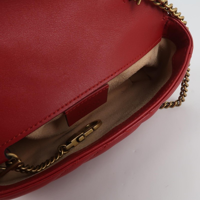 Gucci GG Marmont超迷你牛皮紅色V紋縫雙G標誌口蓋包-6