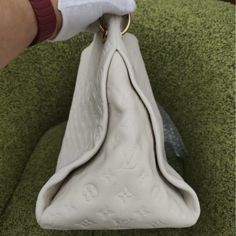 路易威登artsy手提包中號白色壓紋牛皮-1