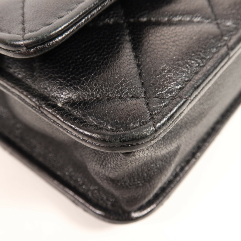 CHANEL 牛皮皮革WOC Wallet On Chain金扣鏈帶肩背袋-11