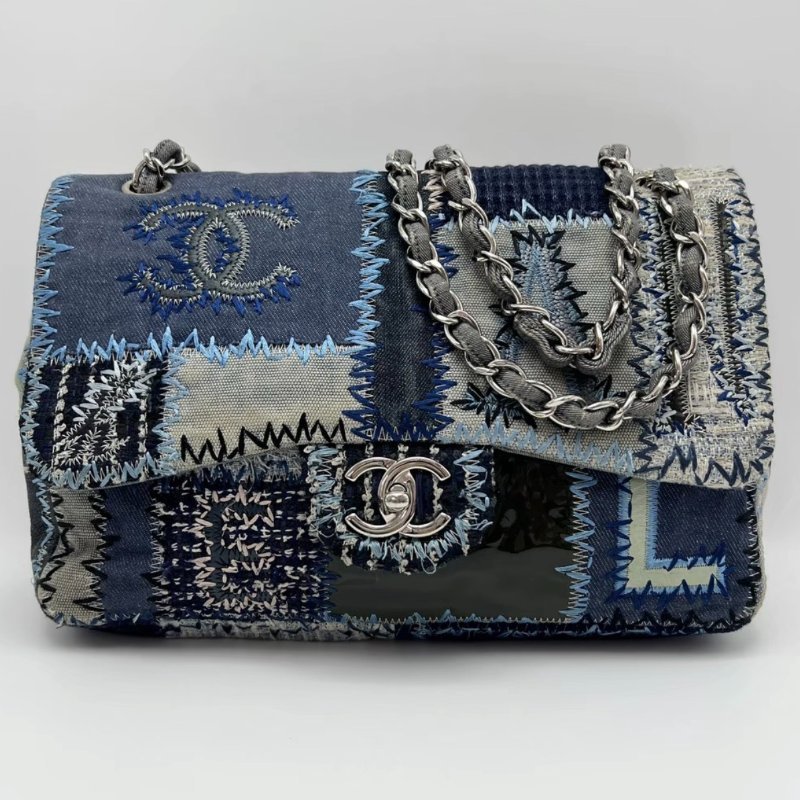 CHANEL 牛仔拼接cf肩背斜背乞丐包30*21*7 98新配件塵袋-0