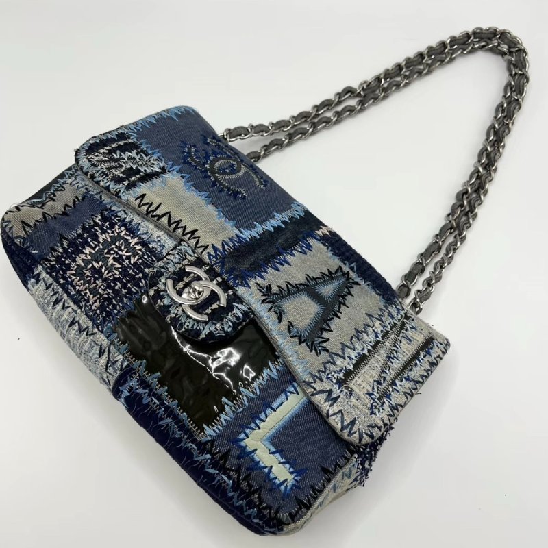 CHANEL 牛仔拼接cf肩背斜背乞丐包30*21*7 98新配件塵袋-2